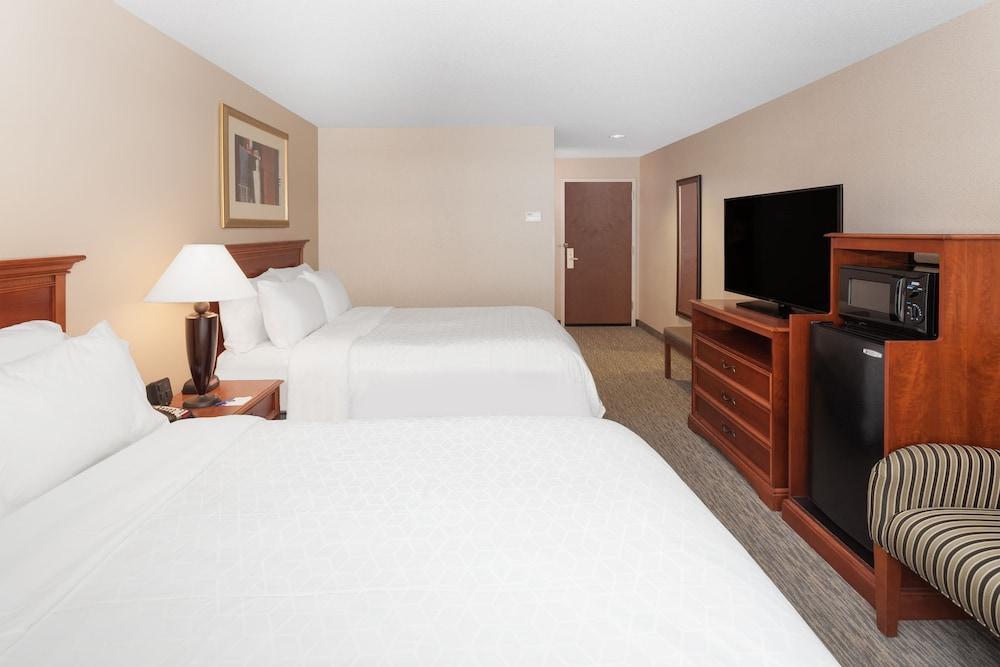 Holiday Inn Express & Suites Tilton By Ihg Buitenkant foto