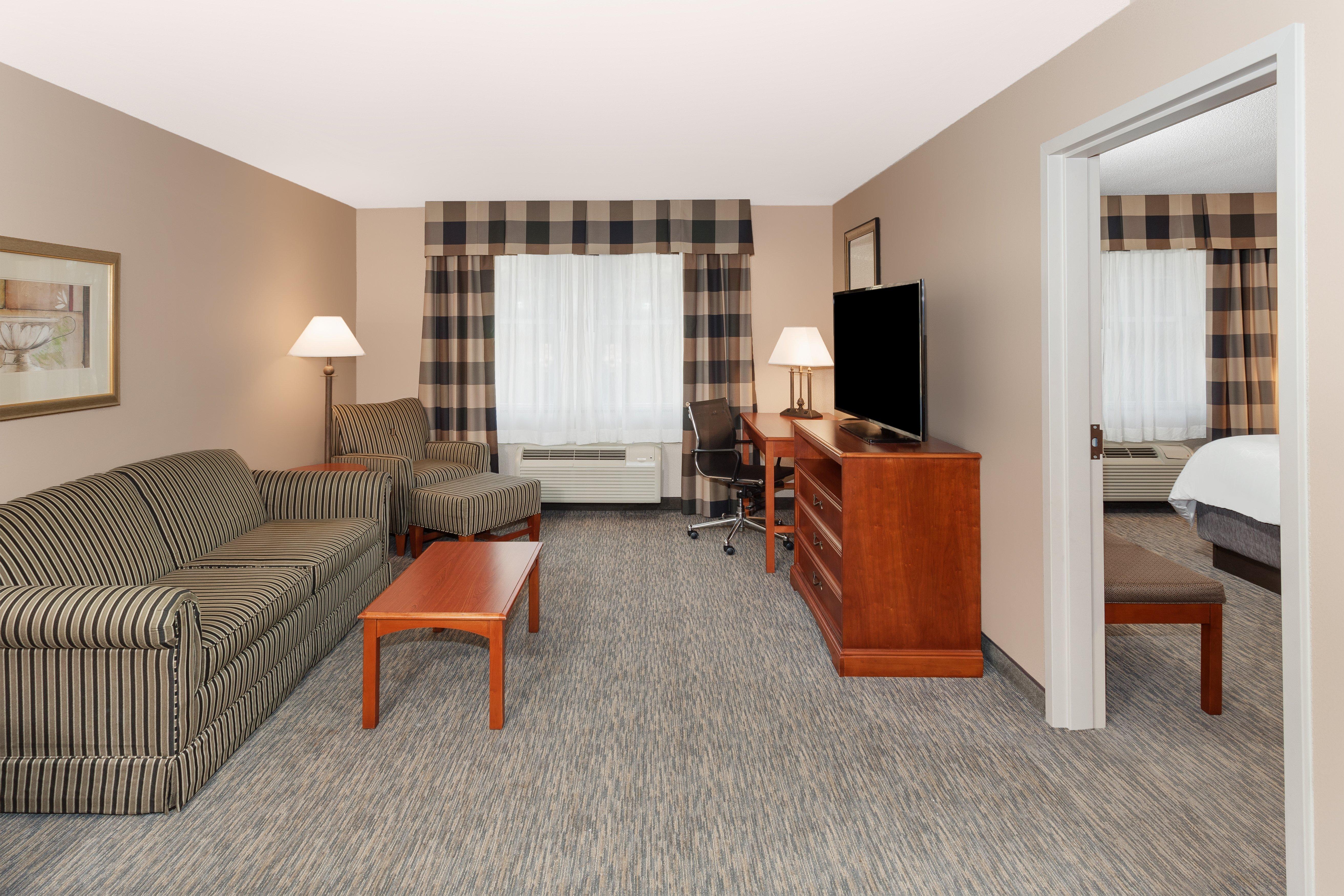 Holiday Inn Express & Suites Tilton By Ihg Buitenkant foto