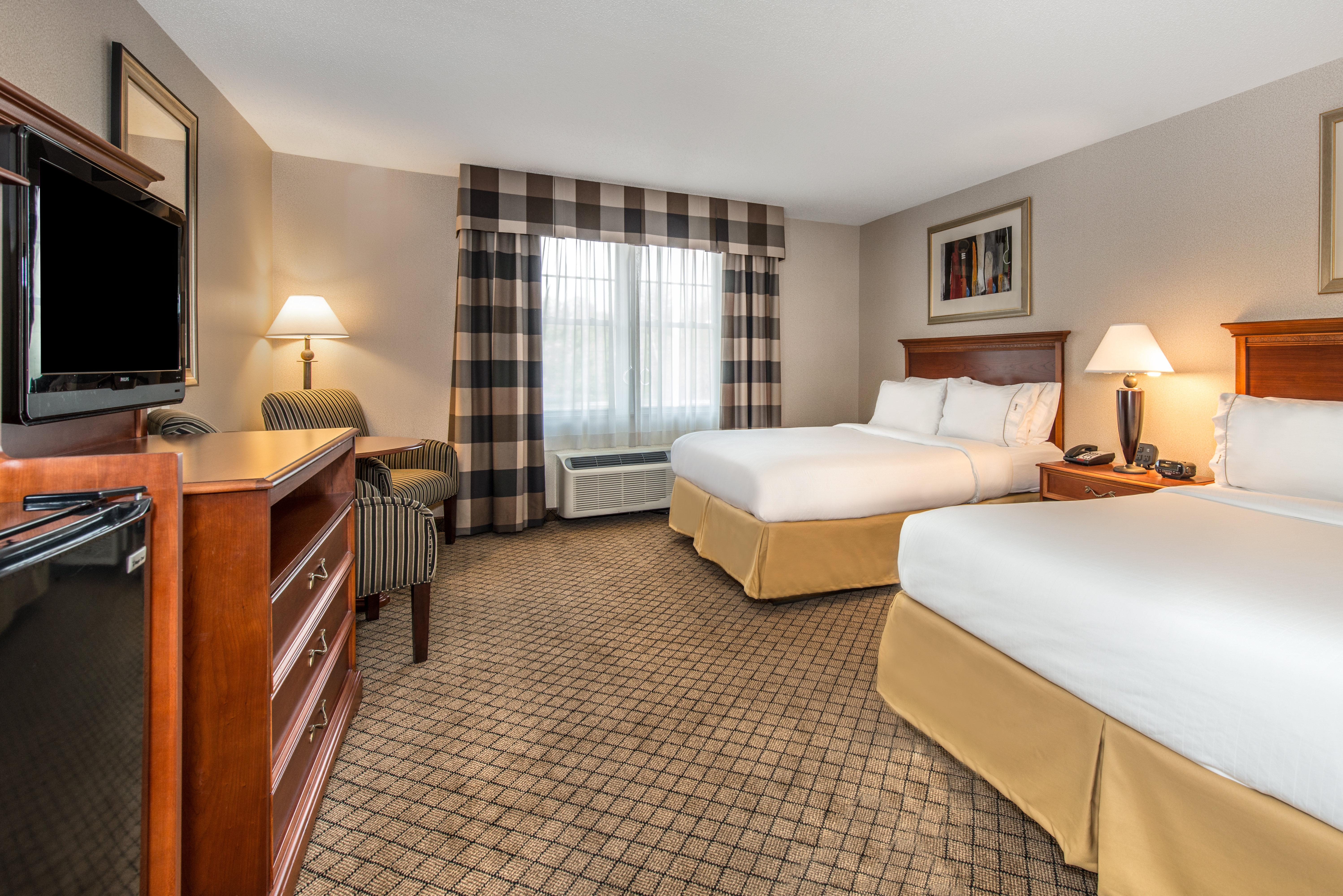 Holiday Inn Express & Suites Tilton By Ihg Buitenkant foto